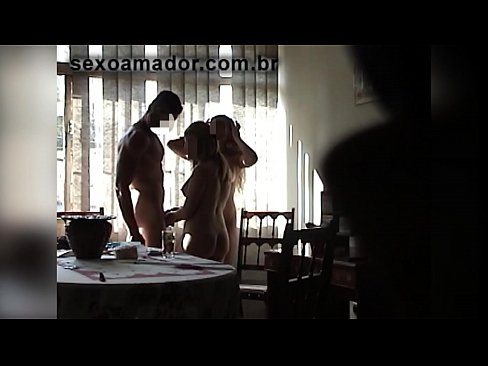 ❤️ Tugann cairde gnéis cuireadh d'fhear ollmhór agus do thriúr in éineacht leis ️❌ Físeán gnéis ag ga.eviewporn.ru ﹏